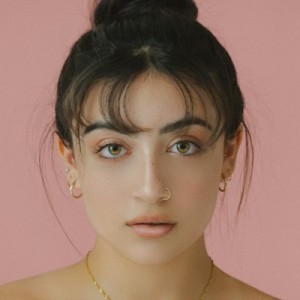 Profile photo of Zoe & Ryan